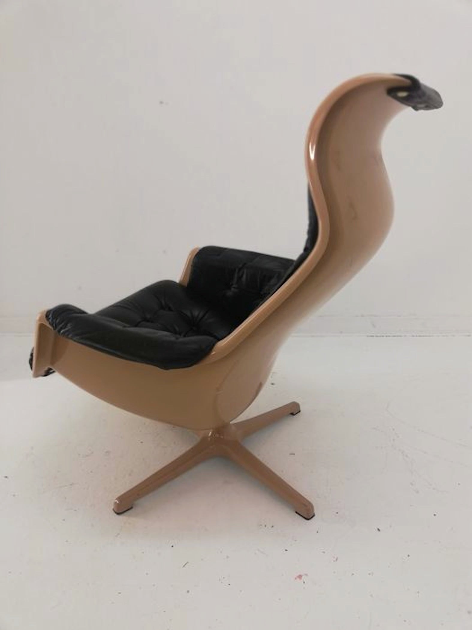 Cadeira Alf Svensson & Yngvar Sandström Black Loungchair Galaxy, Dux, 1968 5