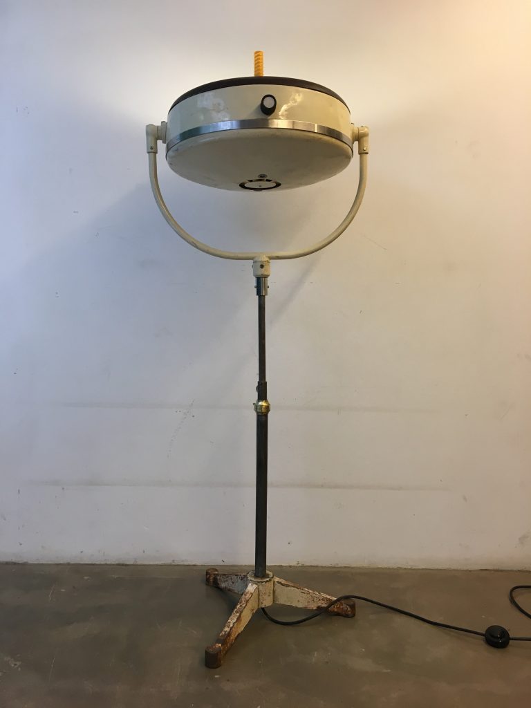Candeeiro Monumental Surgical Lamp 4