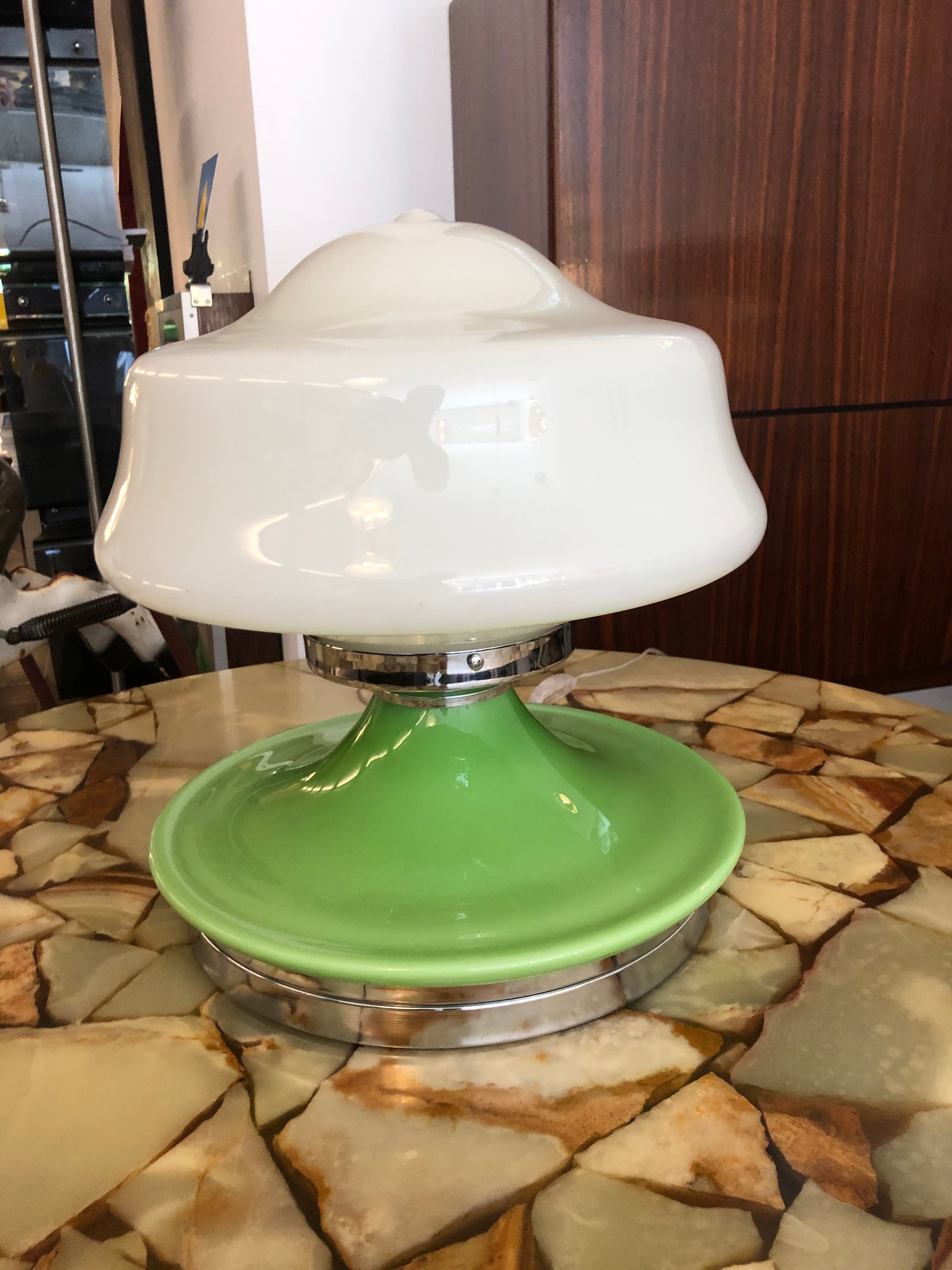 Candeeiro Rare Green and White Opaline Glass Table Lamp, 1970s 2